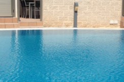 thumbnail_Entrada apartamento piscina