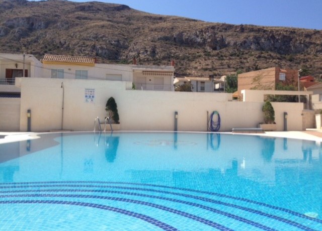 thumbnail_Piscina 2
