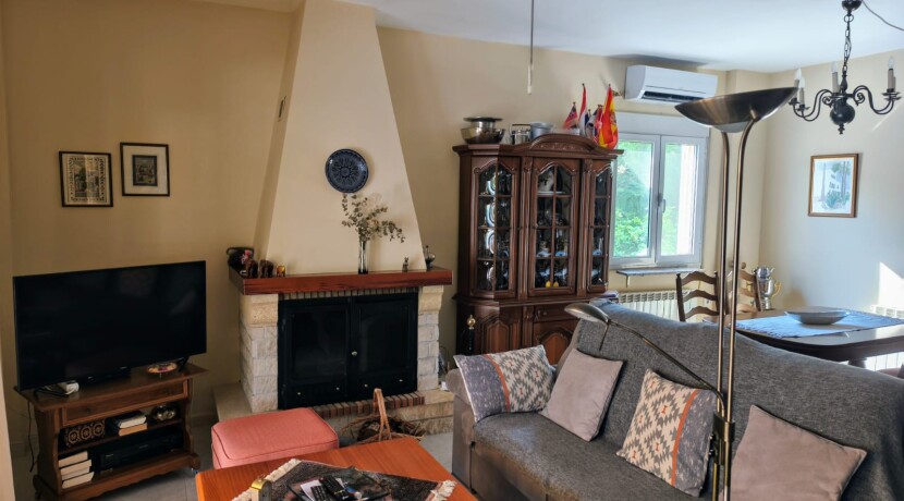IMG-20250821-WA0012